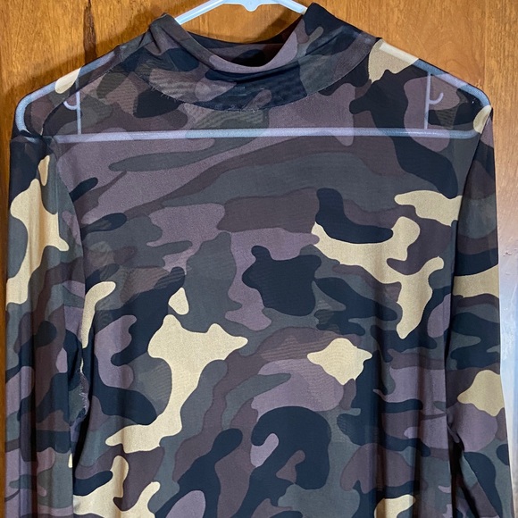 Bar III Brown Black Tan & Green Camouflage Top - Picture 5 of 12
